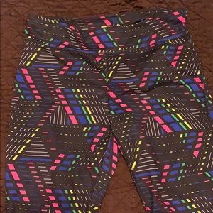 Mid length workout leggings